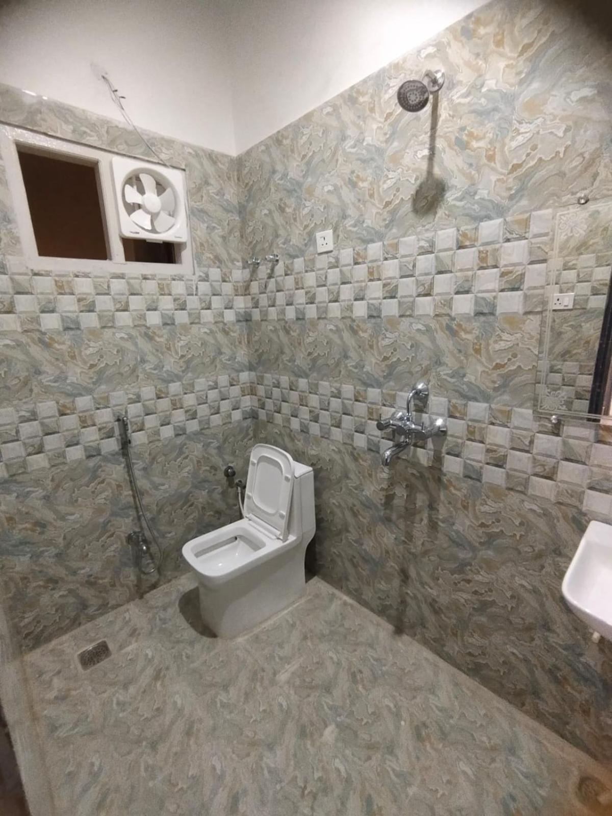 Hotel Utsav Palace Kanpur Exteriör bild
